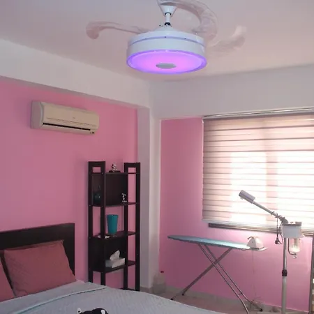 Appartement Marina Court Flat