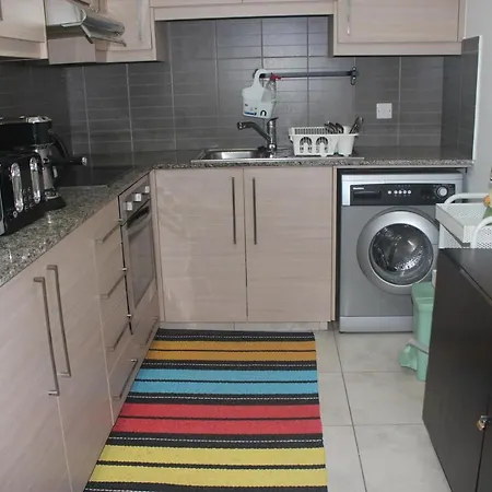 Marina Court Flat Larnaca