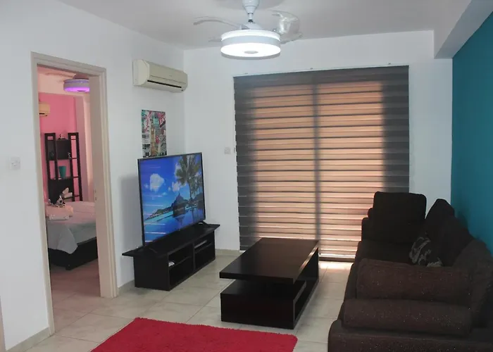 Apartment Marina Court Flat Larnaka