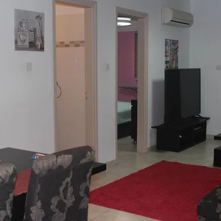 Marina Court Flat Apartment